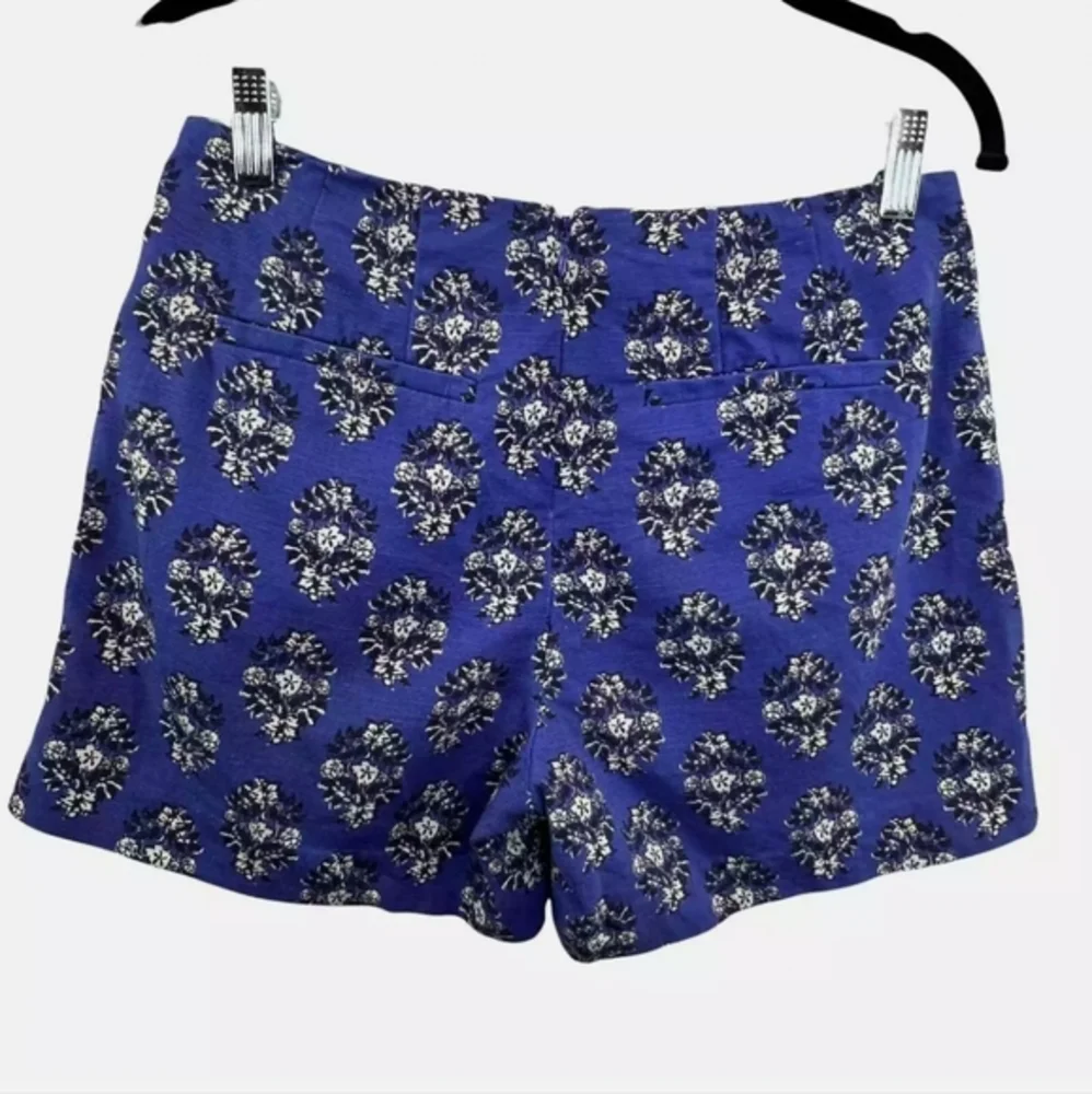 - Madewell Pleated‎ Hise Rise Deck Shorts in floral woodcut - Picture 3 of 5
